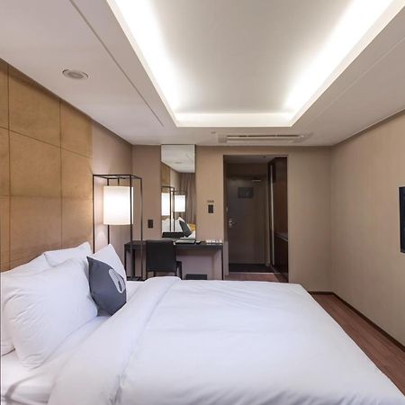 Hotel The Designers Yeouido Seoul Exteriör bild